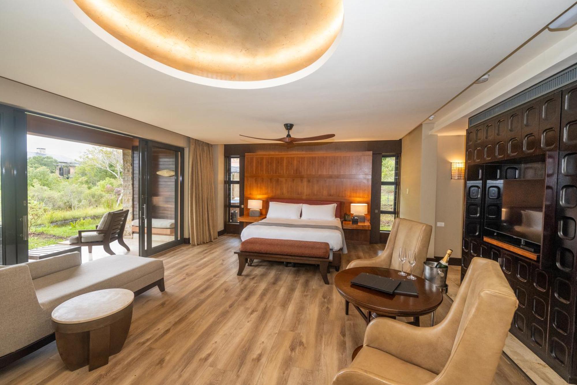 Pezula Nature Retreat Knysna Ngoại thất bức ảnh A bedroom at the hotel